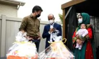 Trudeau Marks Start of Thanksgiving by Meeting Afghan Refugee Family