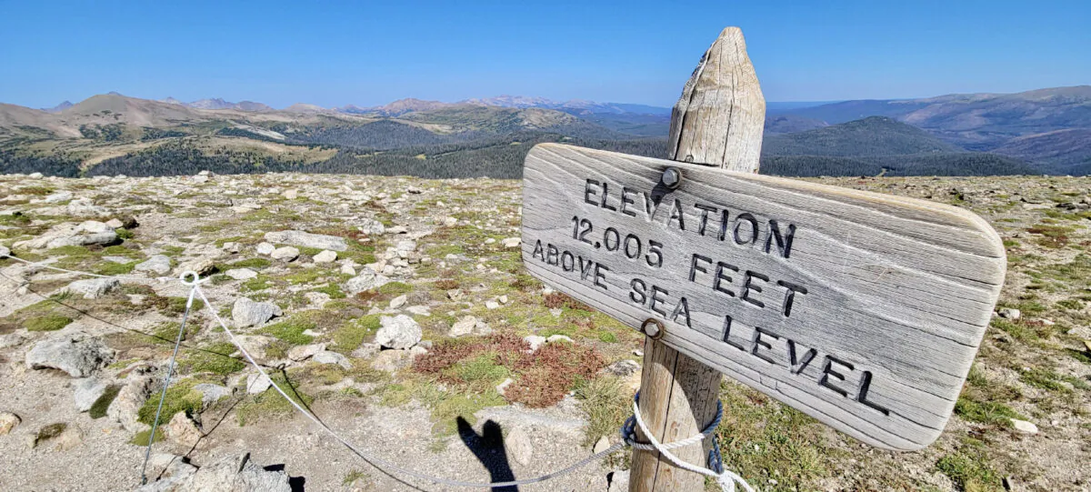 A panoramic view rewards those willing to climb beyond the Alpine Trail Center on Trail Ridge Road in Rocky Mountain National Park. (Jim Farber)