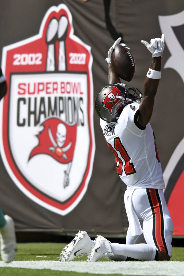 Dolphins Buccaneers Football