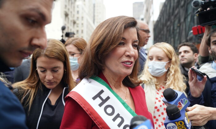 Kathy Hochul talking to reporters during Columbus Day parade, Manhattan, N.Y., on Oct. 11, 2021. (Enrico Trigoso/The Epoch Times)