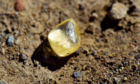 California Woman Finds 4.38-Carat Pear-Shaped Yellow Diamond on Ground in State Park