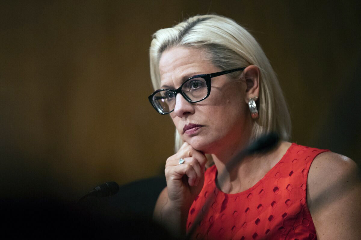 Sinema Reaches Deal With Democrats Over 'Inflation Reduction' Bill