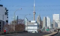 Charges Dropped Against Ontario Couple Who Protested Lockdown Measures in 2021