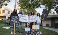 Hundreds of Parents, Students Flock to California School Board Meeting to Oppose Vaccine Mandate