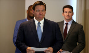 DeSantis Offers Florida Ports to Alleviate Supply Chain Pinch