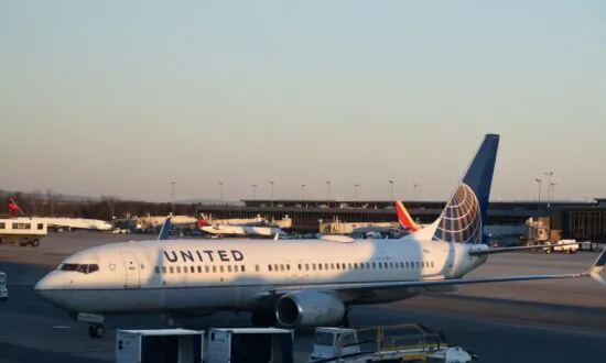 United Airlines Will Fire 232 Unvaccinated Employees: CEO
