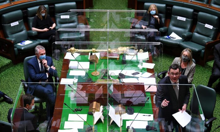 Victorian Premier Daniel Andrews (right) speaks during question time in the Legislative Assembly at the Parliament of Victoria in Melbourne, Australia, on Sept. 7, 2021. (AAP Image/James Ross) 