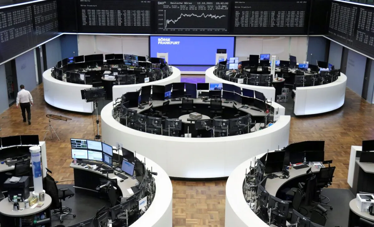 The German share price index DAX graph is pictured at the stock exchange in Frankfurt, Germany on Oct. 12, 2021. (Staff/Reuters)
