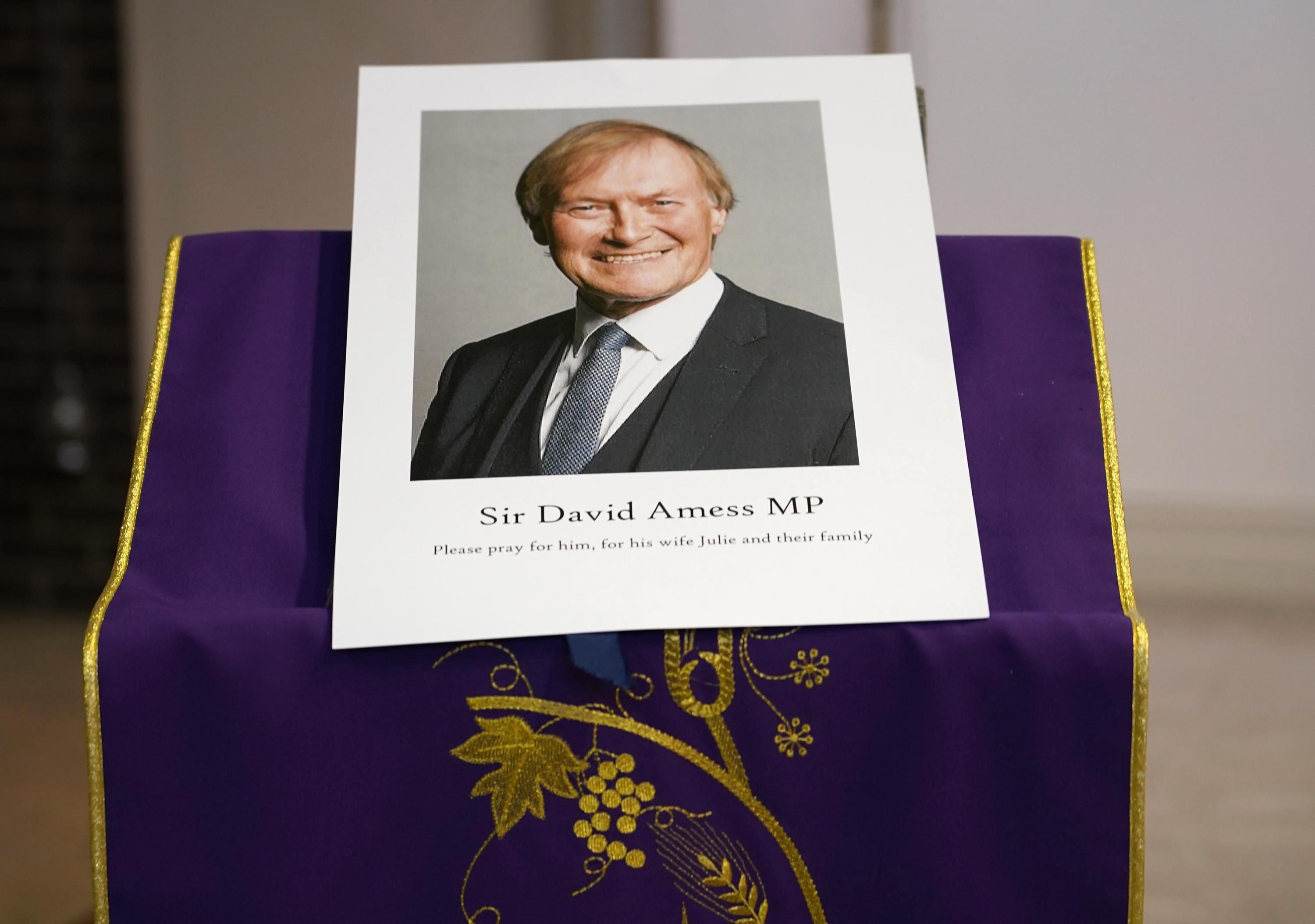 Man Charged With Murder, Terrorist Offence Following UK Lawmaker's Death - Vimarsana News