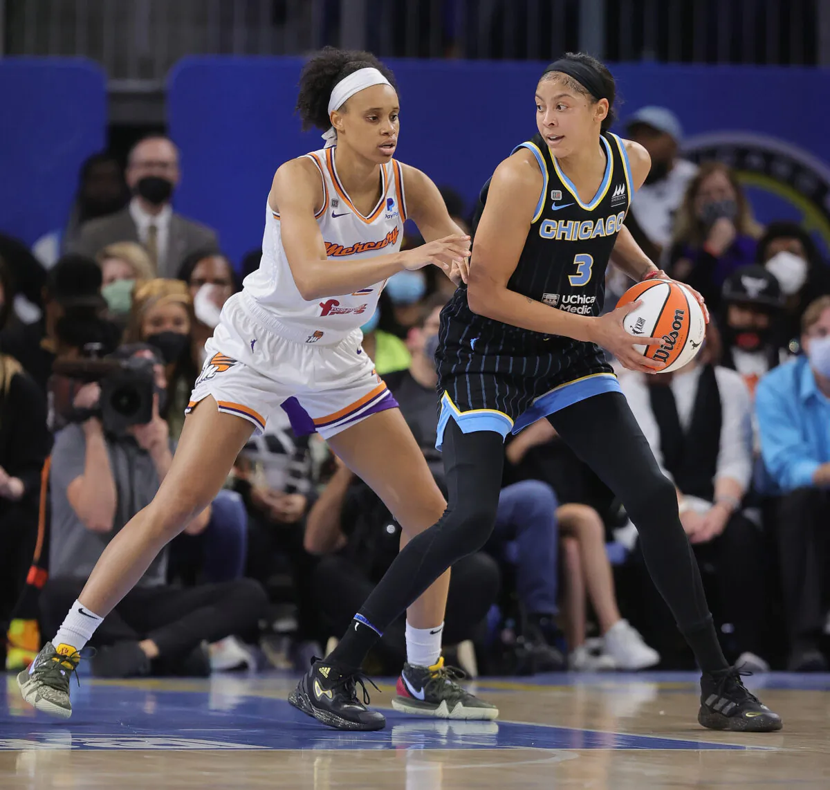 Candace Parker #3 of the Chicago Sky moves against Brianna Turner #21 of the Phoenix Mercury during Game Three of the 2021 WNBA Finals at Wintrust Arena in Chicago, Ill., on Oct. 15, 2021. (Jonathan Daniel/Getty Images)