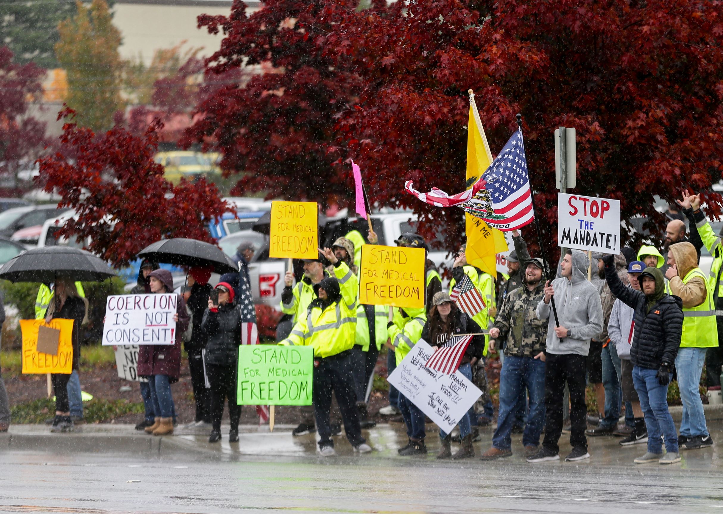 Boeing Workers Stage Protest Near Seattle Over US Vaccine Mandate - Vimarsana News
