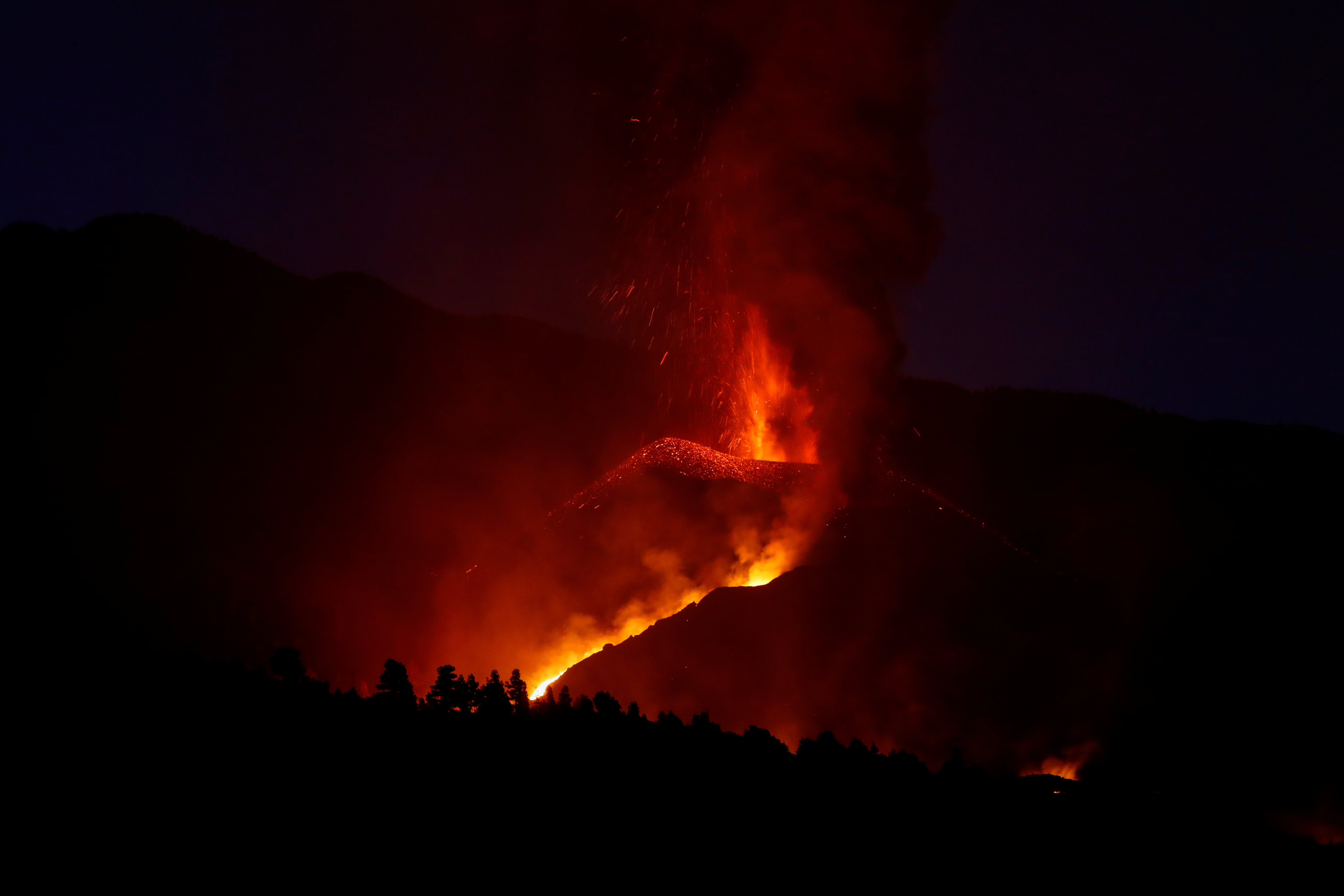 No End in Sight to Volcanic Eruption on Spain's La Palma: Canaries President - Vimarsana News