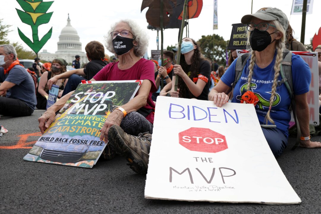 Climate Activists Arrested After Storming Interior Department