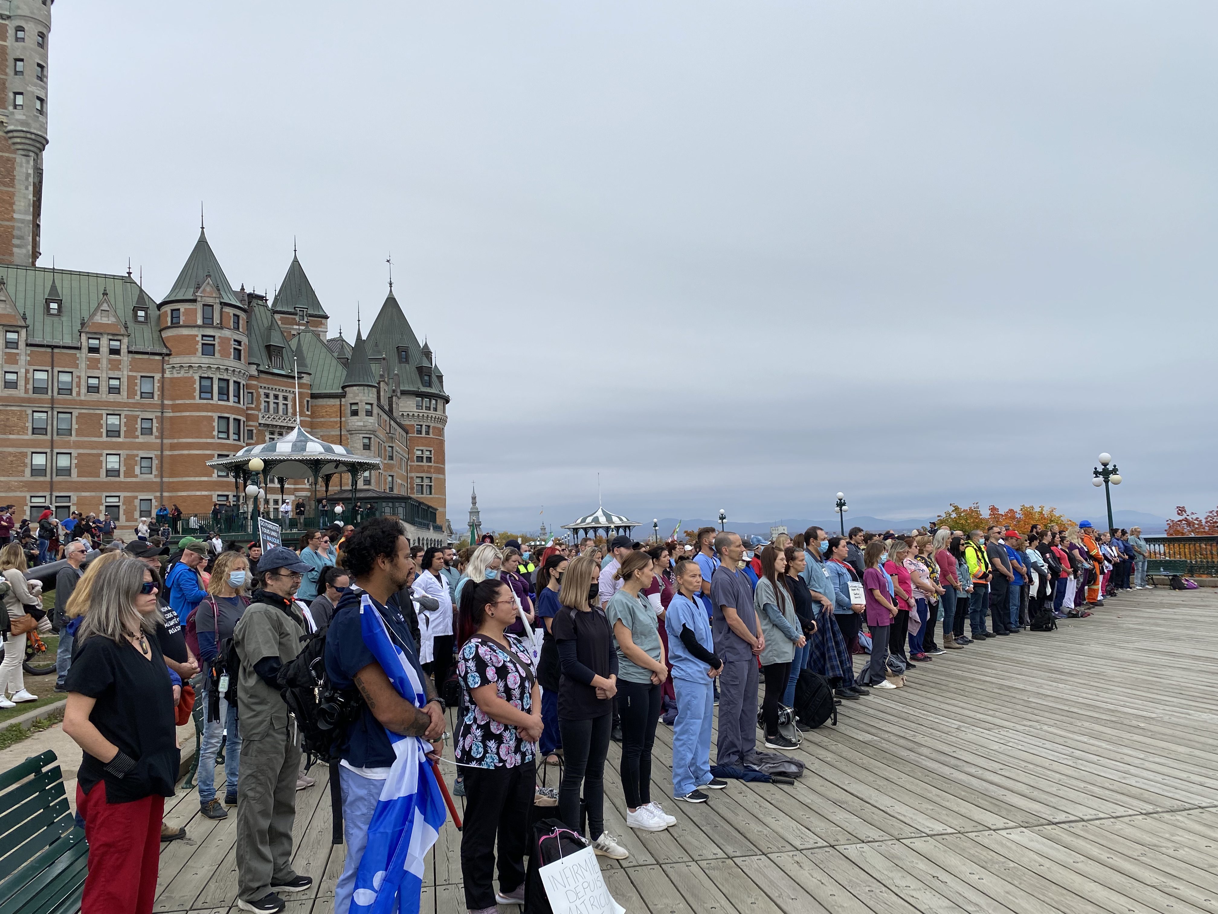 1,000 Quebec Front-Line Workers, First Responders Hold Silent Rally to Protest Vaccine Mandates - Vimarsana News