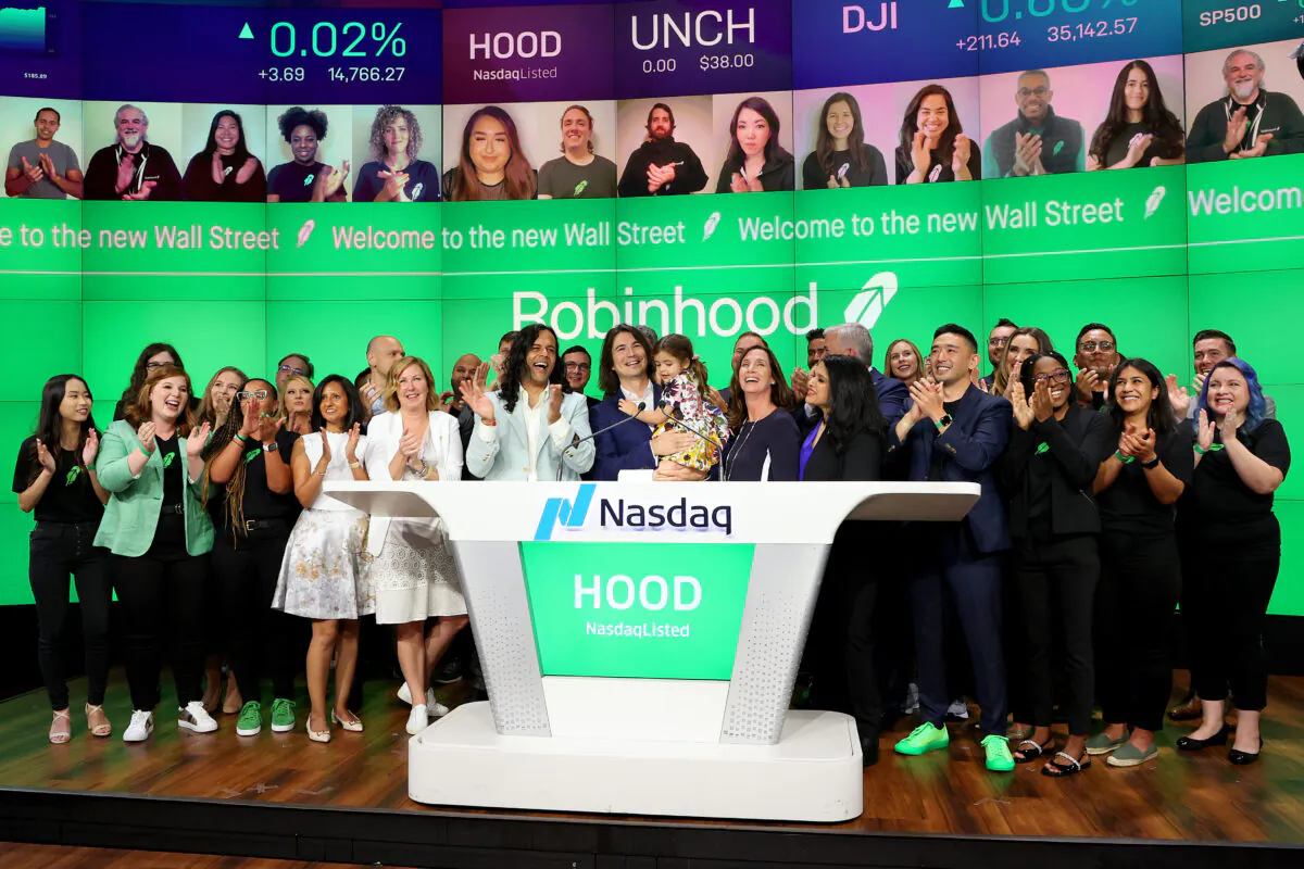 Robinhood, backed by venture capital firms, launches its initial public offering on Nasdaq in New York City, on July 29, 2021. (Cindy Ord/Getty Images for Robinhood)