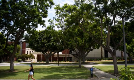 Long Beach College Allows Overnight Parking for Homeless Students