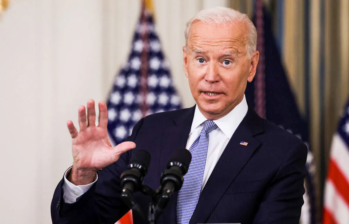 President Joe Biden speaks about COVID-19 vaccine booster shots in the State Dining Room at the White House in Washington on Sept. 24, 2021. (Evelyn Hockstein/Reuters)