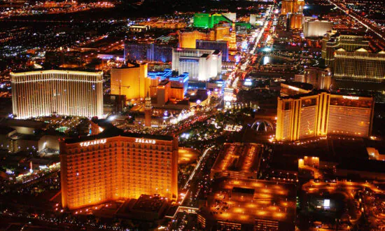 Las Vegas Hospitality Workers Become Latest Major Union to Authorize Strike Action