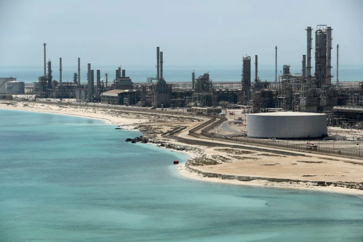 General view of Saudi Aramco's Ras Tanura oil refinery and oil terminal in Saudi Arabia, on May 21, 2018. (Ahmed Jadallah/Reuters)
