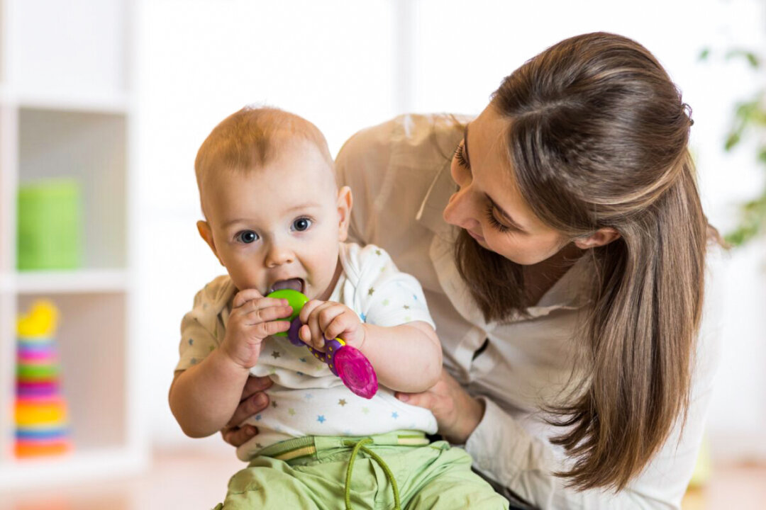 Many illnesses are blamed on teething, but are actually due to the expiration of maternal antibodies. (Oksana Kuzmina/Shutterstock)