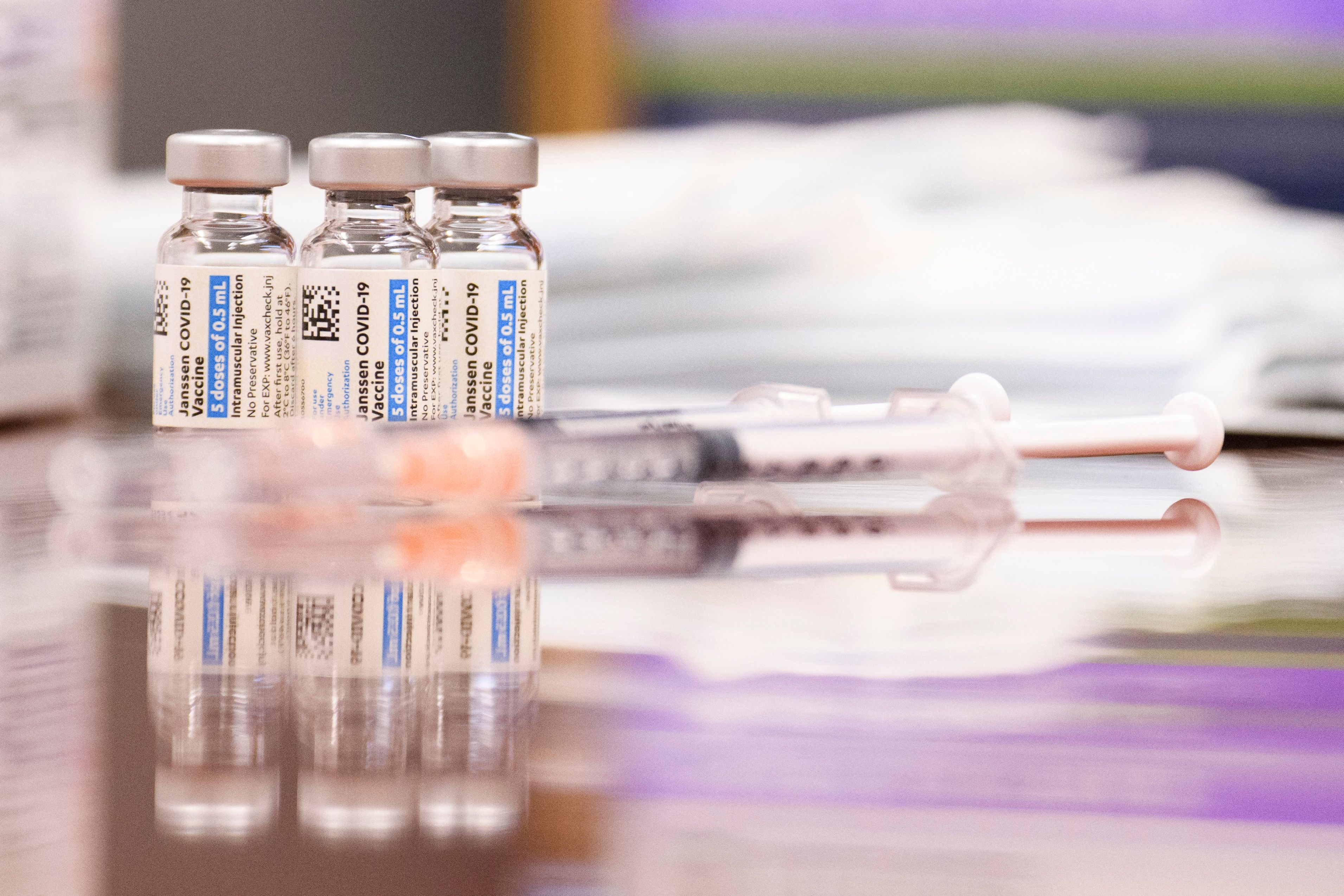 FDA Panel's Endorsement of COVID-19 Vaccine Boosters Makes Sense, Experts Say - Vimarsana News