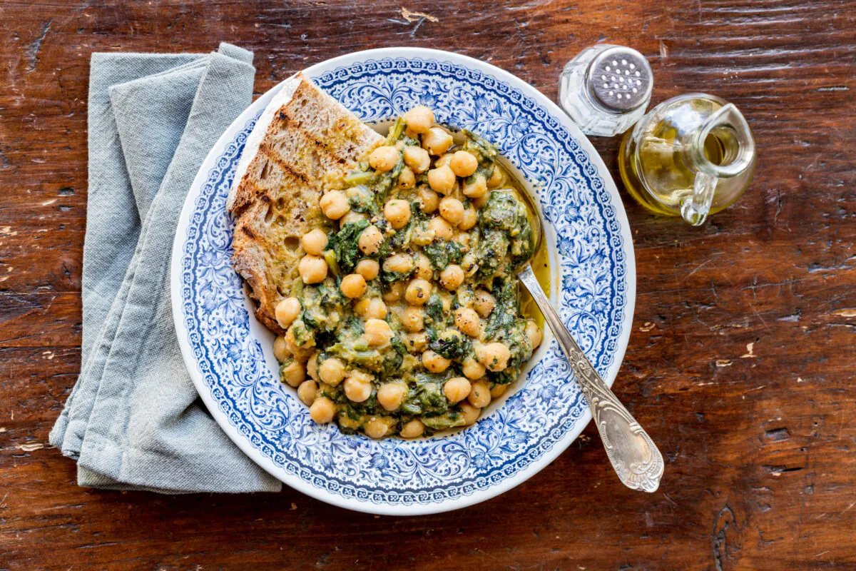 Canned chickpeas help this hearty soup come together in less than 30 minutes. (Giulia Scarpaleggia)