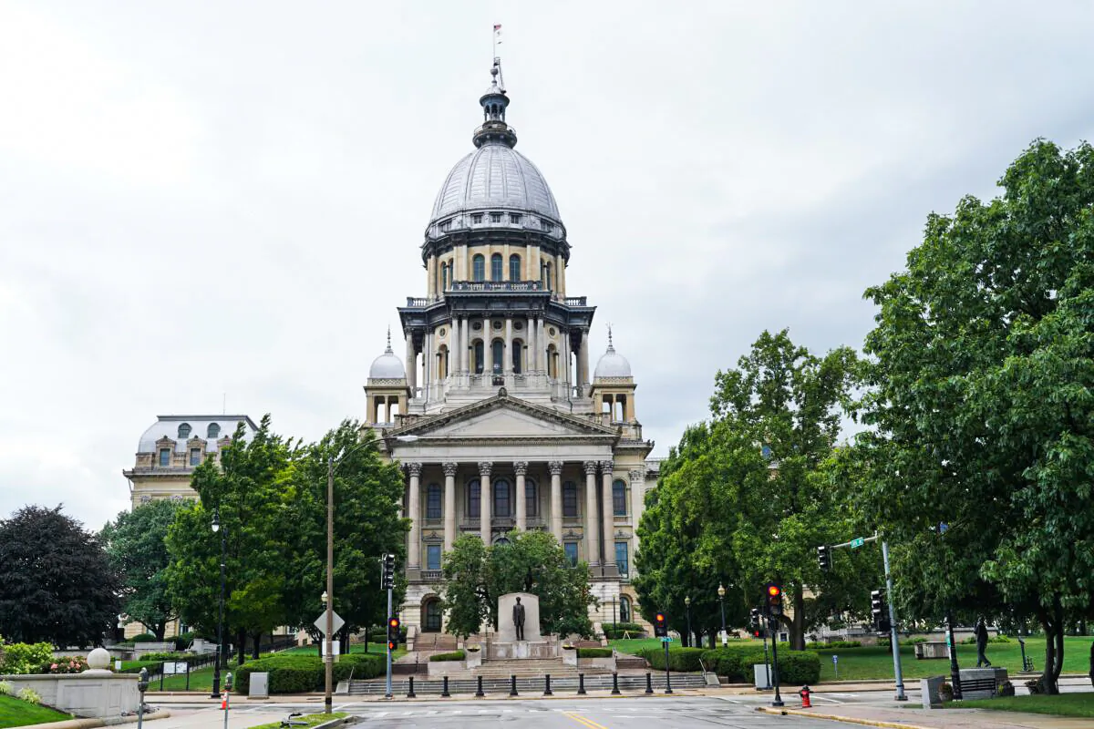 The Illinois state capitol in Springfield, Illinois, on June 26, 2021. (Cara Ding/The Epoch Times)