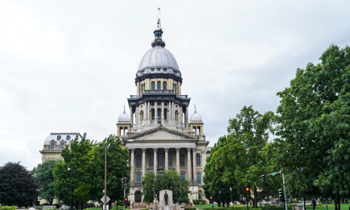 The Illinois state capitol in Springfield, Illinois, on June 26, 2021. (Cara Ding/The Epoch Times)