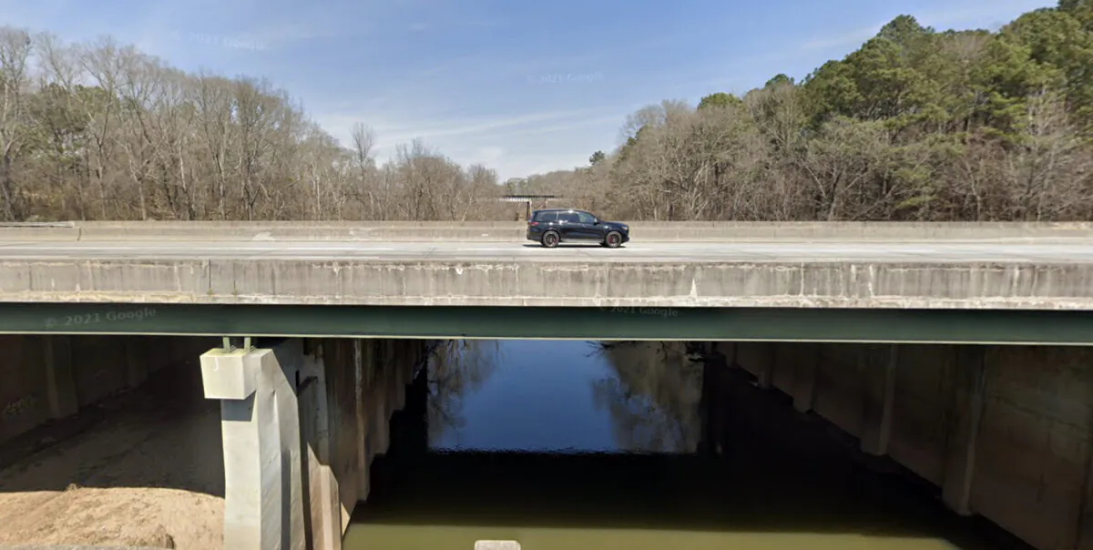 A bridge on Access Road over the Yellow River on Interstate 20 in Newton County, Ga., in March 2021. (Google Maps/Screenshot via NTD)