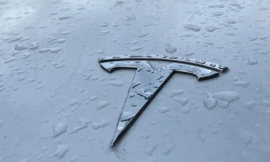 Is Tesla on Track to Deliver Apple-Like Gross Margins Amid China Demand Rebound? Bulls Munster and Ives React to Q3 Earnings