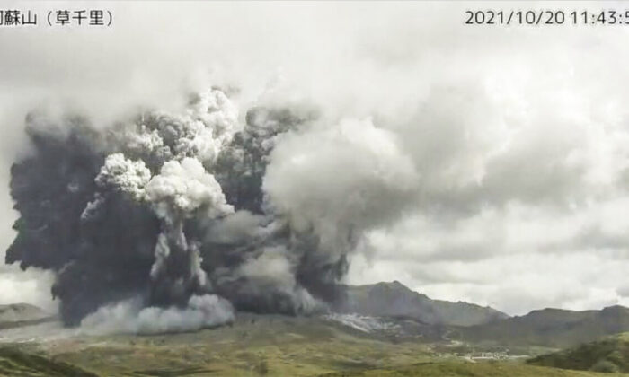 Smokes emergence  from the No. 1 Nakadake crater of Mr. Aso aft  its eruption, observed from Kusasenri, southwestern Japan, connected  Oct. 20, 2021. (Japan Meteorological Agency via AP)