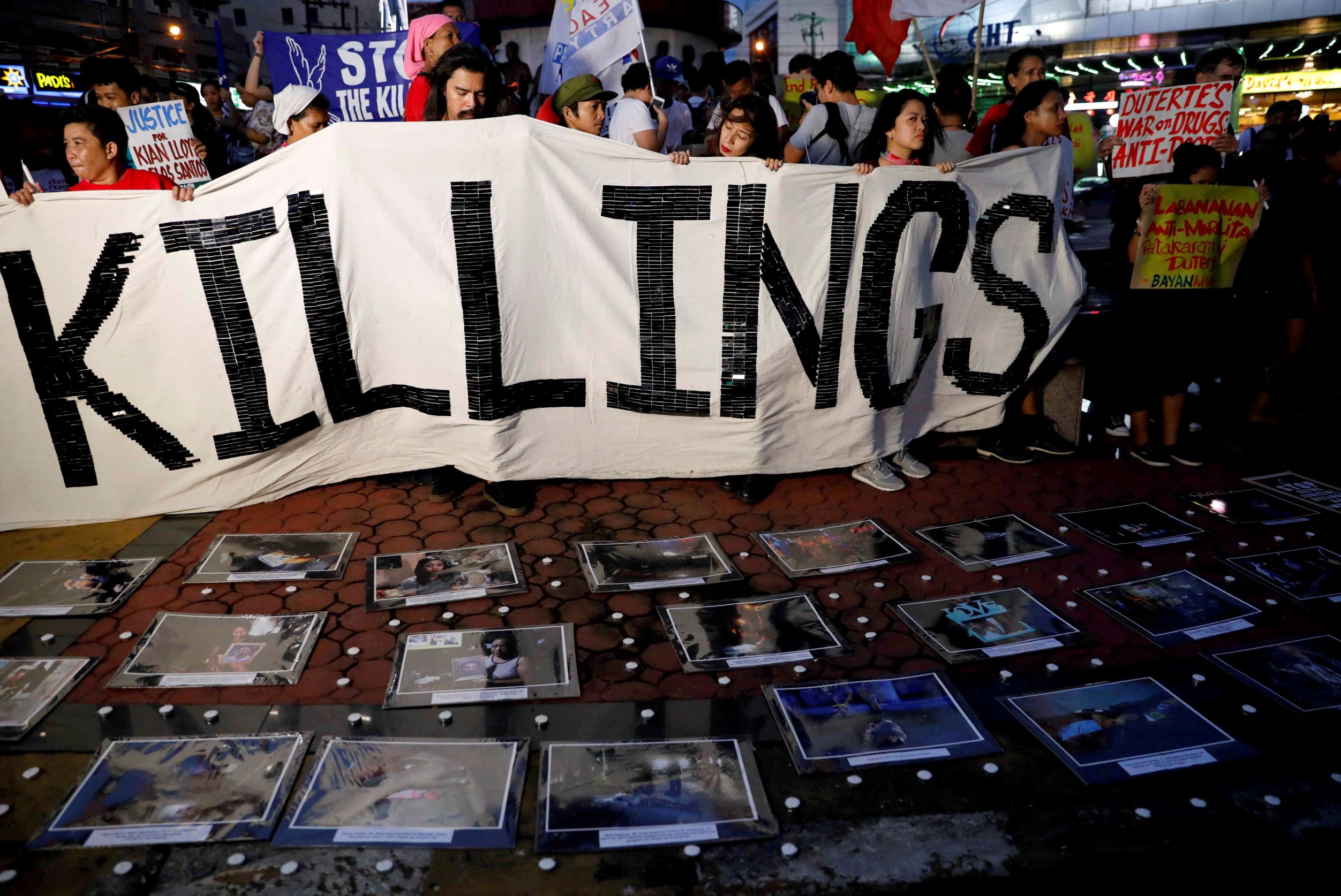 Filipino Journalist Who Covered Duterte's Drug War Shot Dead by Gunman - Vimarsana News