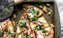 Pear and Walnut Flatbread With Gorgonzola, Arugula, and Balsamic Glaze