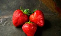 Top 5 Healthy Fruits That You Should Include Daily in Your Diet