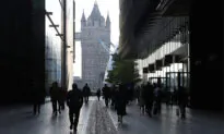 UK Recovery Perks up Despite Consumer Gloom and Inflation Surge