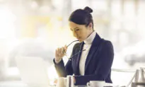 How to Create a Video-Based Employee Onboarding Program to Maximize New-Hire Productivity