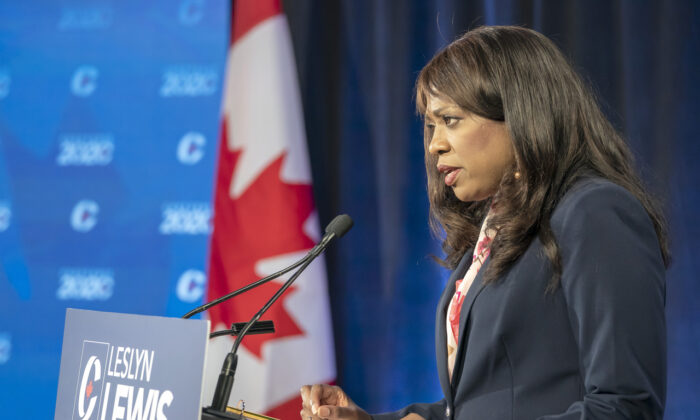 n-Conservative Party leadership candidate Leslyn Lewis makes her opening statement at the start of the French Leadership Debate in Toronto on June 17, 2020. ( Canadian Press/Frank Gunn)