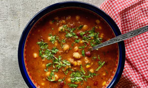 2 out of 3 Sisters: A Creamy Bean Stew Built on Old Wisdom