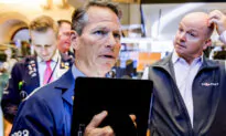 Nasdaq, S&P 500 End Lower, Dragged Down by Communications Services
