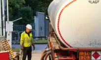 UK Petrol Prices Shoot up to Record Highs