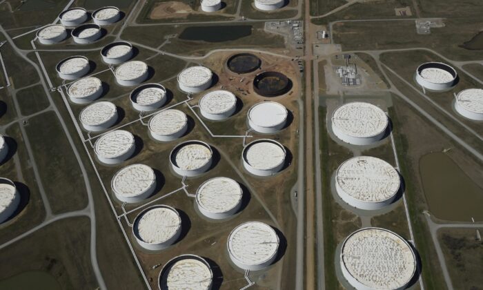 Crude oil storage tanks are seen from above at the Cushing oil hub, in Cushing, Okla., on March 24, 2016. (Nick Oxford/Reuters)