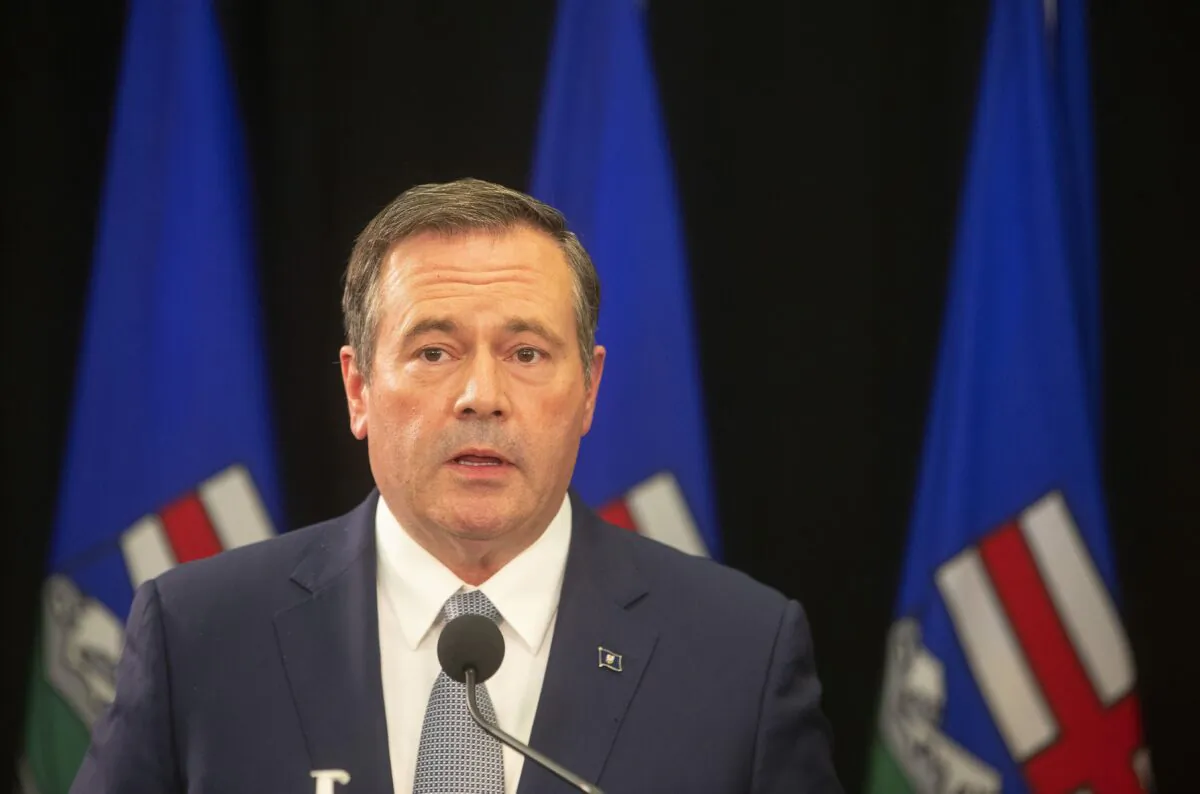Alberta Premier Jason Kenney speaks at a press conference in Edmonton on Sept. 21, 2021. (The Canadian Press/Jason Franson)