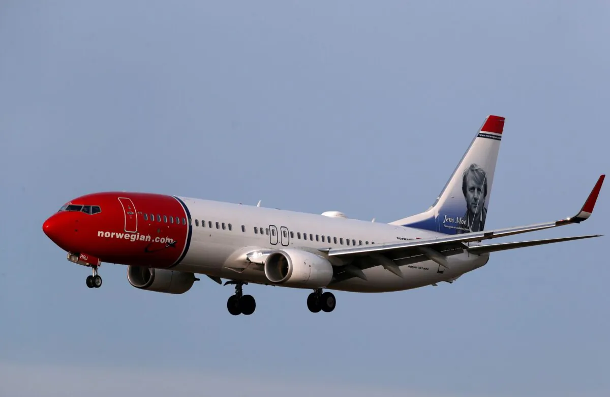 Norwegian Air Sweden Boeing 737-800 plane SE-RRJ approaches Riga International Airport in Riga, Latvia on Jan. 17, 2020. (Ints Kalnins/Reuters)