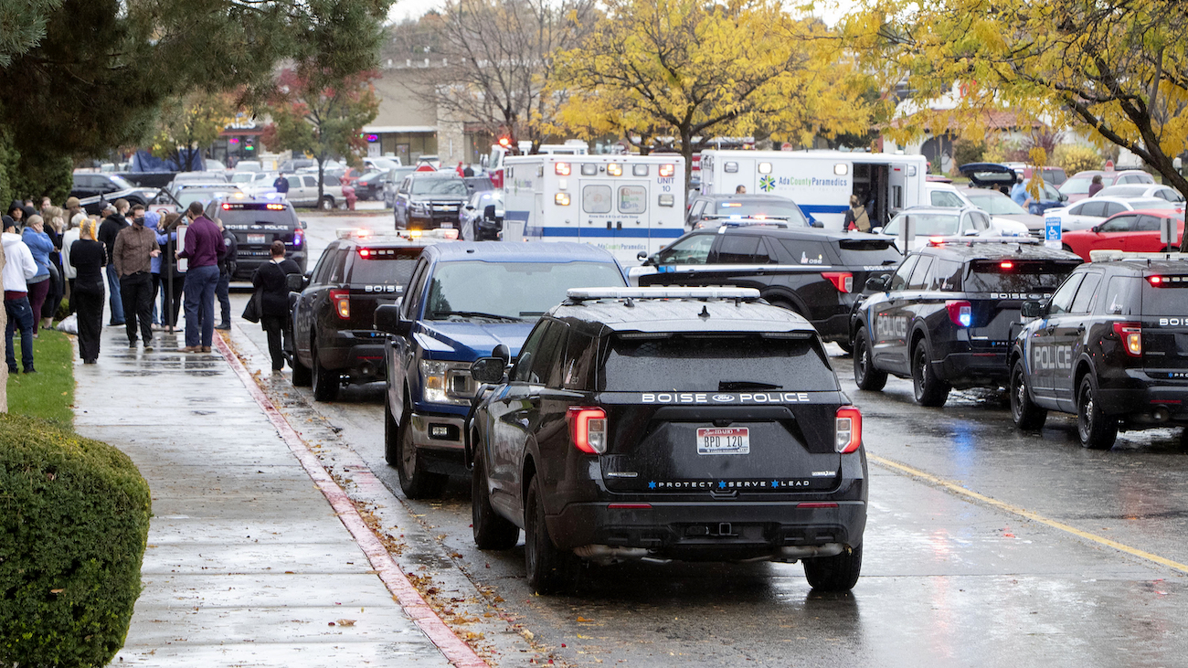 Suspect in Shooting at Boise Mall Dies, Identified - Vimarsana News