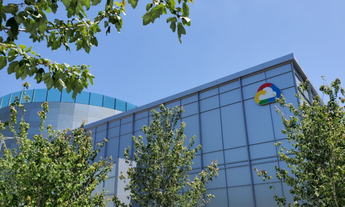 A Google Cloud logo outside the Google Cloud computing unit's headquarters at the Moffett Place office complex in Sunnyvale, California, on June 19, 2019. (Paresh Dave/Reuters)