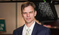 Vaccine Mandates May Pave Way to Other Coercive Social Policies: Dr. Aaron Kheriaty