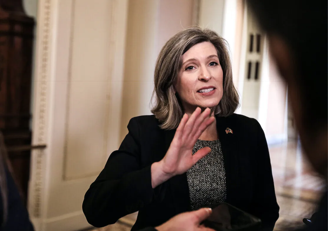 Sen. Joni Ernst (R-Iowa) talks to media during a break in the closing arguments of the impeachment trial of President Donald Trump in Washington on Feb. 3, 2020. (Charlotte Cuthbertson/The Epoch Times)