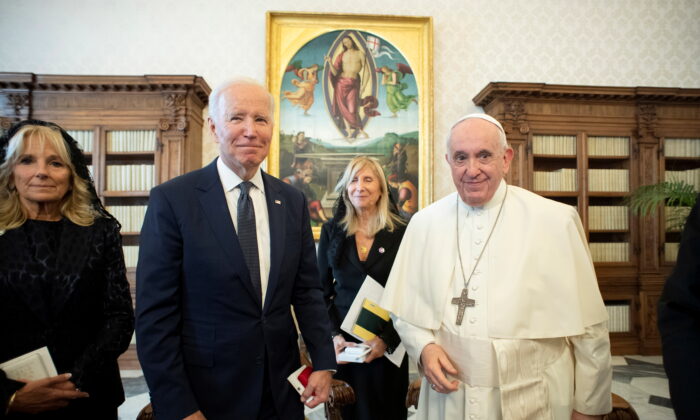 Pope Francis meets U.S. President Joe Biden and First Lady Jill Biden at the Vatican on Oct. 29, 2021. (Vatican Media via Reuters)