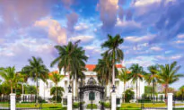 US Secret Service, Palm Beach Sheriff Give Briefing on Armed Man Unlawfully Entering Mar-a-Lago