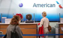 American Airlines Expands New Boarding System to Detect When Passengers Cut in Line